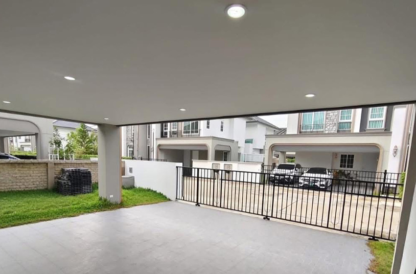 House with Private Pool in Bangnatrad 